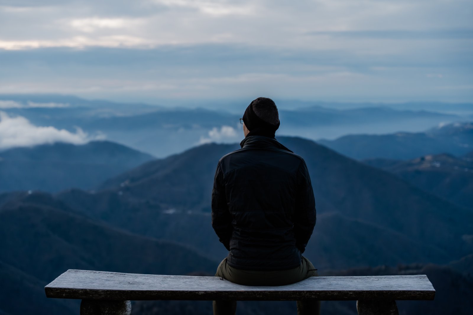 A moment of stillness overlooking the valley